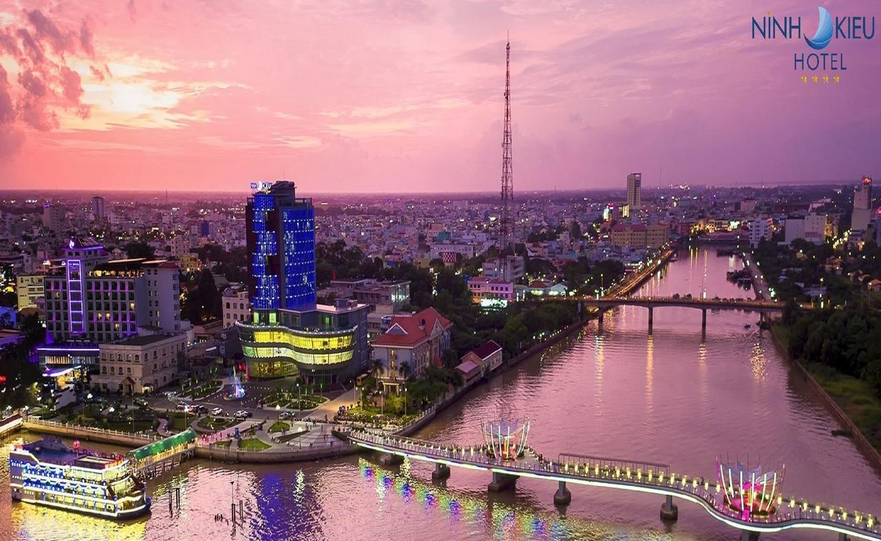 Ninh Kieu Riverside Hotel Cần Thơ Extérieur photo